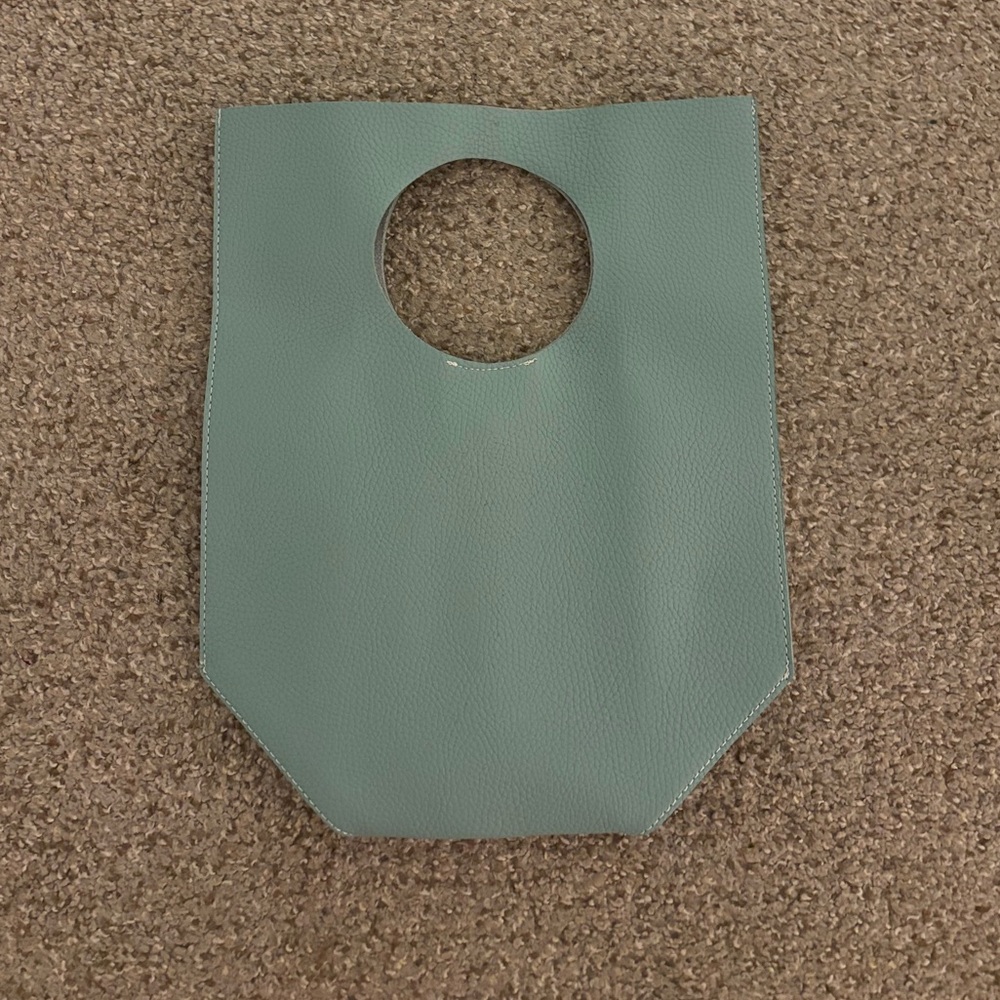 Elegant Light Bag Hand Bag